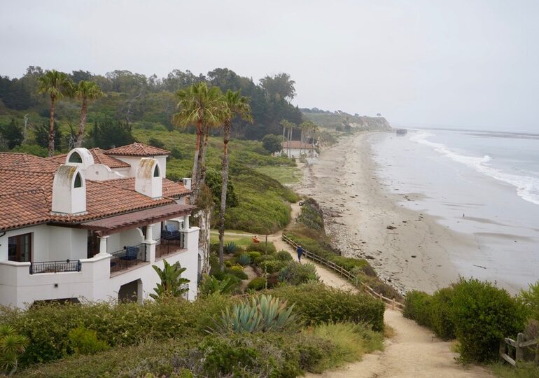 A Weekend Getaway Guide to Santa Barbara