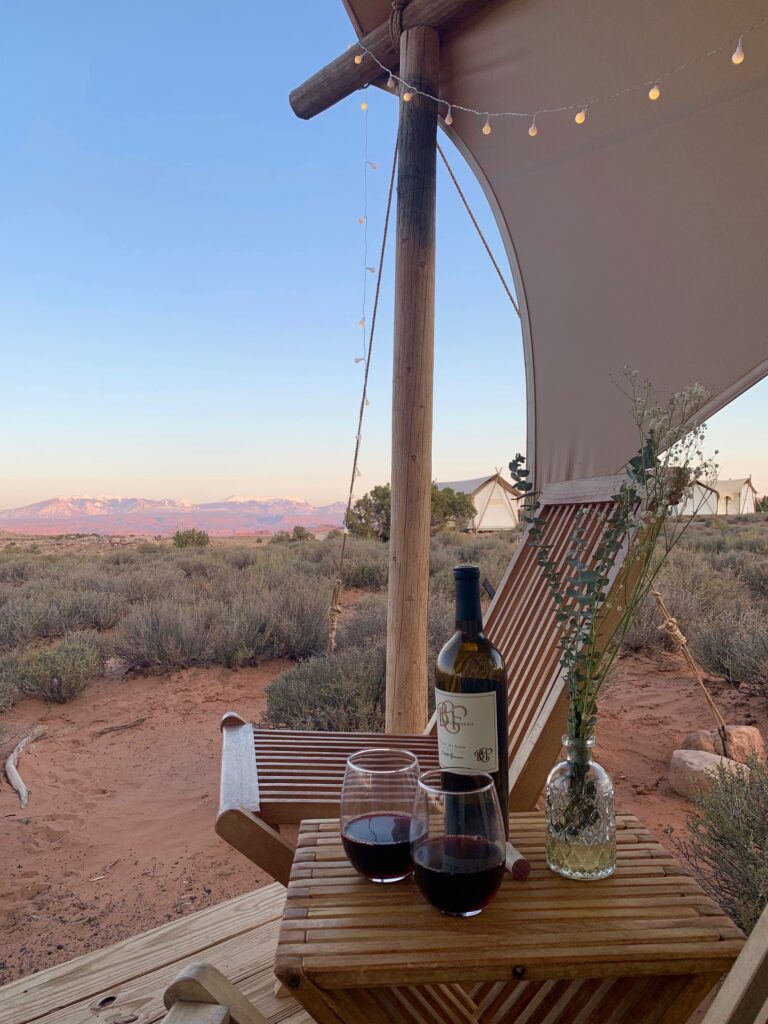 under canvas table and chairs in moab